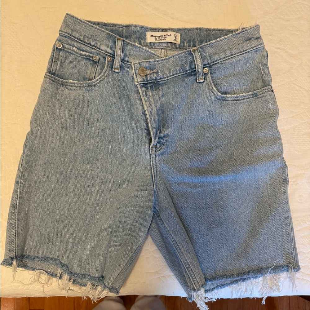 Abercrombie dad Jean shorts with crossover waist